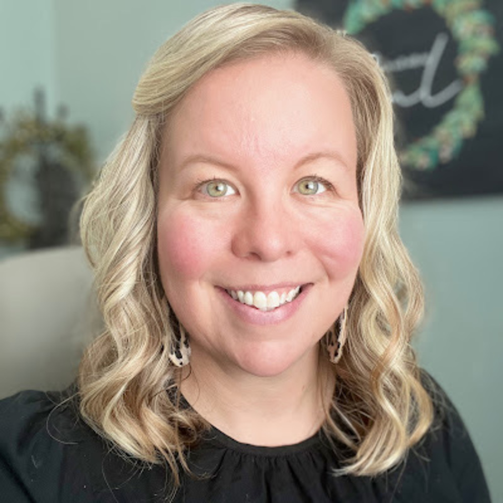 Meet your Posher, Carolyn